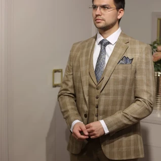 Костюм тройка MARCO MILANO