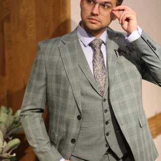 Костюм тройка MARCO MILANO