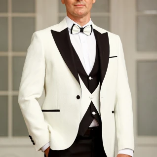 Костюм тройка смокинг белый MARCO MILANO