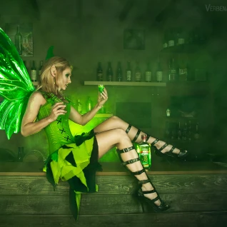 Костюм зеленой феи Абсента с крыльями бабочки