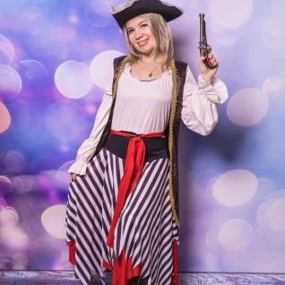 Пиратка костюм