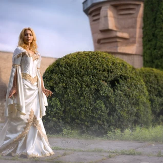 Средневековый костюм принцессы королевы изольда