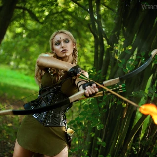 костюм охотницы лучницы эльфийки Демтра Фрейя