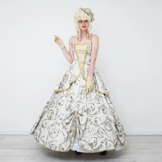 Бальное платье