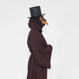 Чумной доктор коричневый