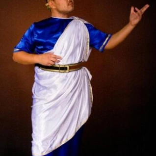 Греческий бог белый