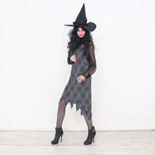 Колдунья Аура