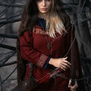 Средневековый костюм лучницы охотники скандинавский северный викиниги славяне