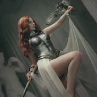 Женский античный костюм древнегреческой богини Афины, артемиды, Геры, Афродиты, воительница валькирия