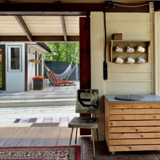 Беседка+ кухня до 20 чел. Пнд-Чтв. 10-22 час