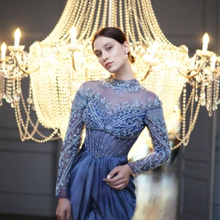 Платье вечернее расшитое Royal