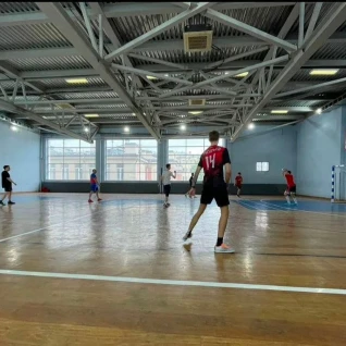 Зал для баскетбола и футбола на Комсомольской