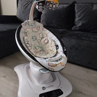 Электронная качель «4moms MamaRoo 4.0»