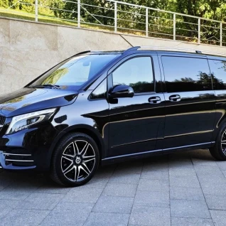 Mercedes-Benz V220d  220  2020