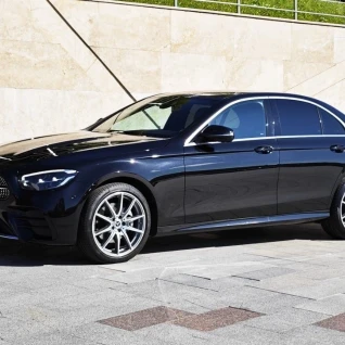 Mercedes-Benz E220d Sport