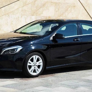 Mercedes-Benz A180
