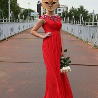 Вечернее платье