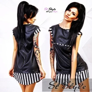 Кожаное платье черно-белое в полоску полосатое мини короткое