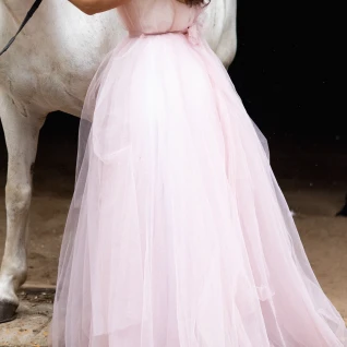 Воздушное розовое платье