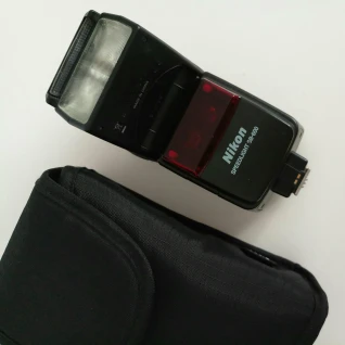 Фотовспышка Nikon Speedlight SB-600