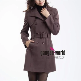 Плащ коричневый