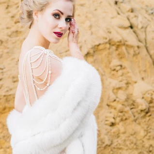 Cвадебный палантин из песца