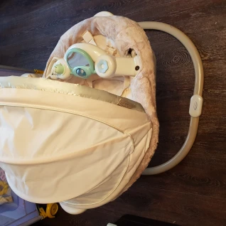 Электронные качели Graco sweetpeace Fake Far