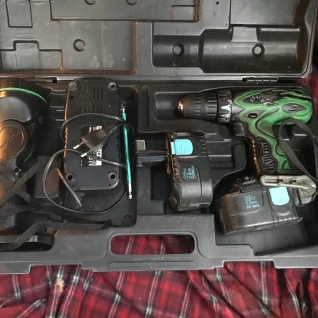 Шуруповёрт HITACHI