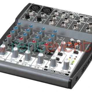 Behringer Xenyx 802 