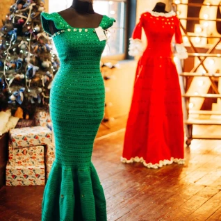 Платья вечерние вязаные