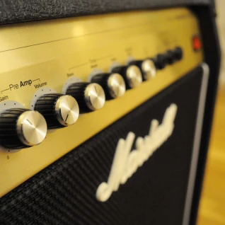 Marshall AVT 20X-E гитарный комбик