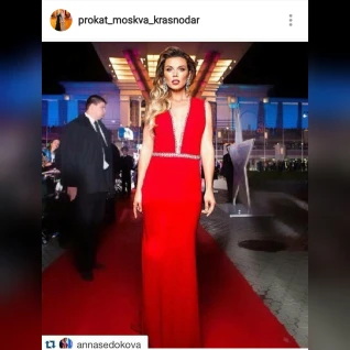 Шикарное вечернее платье Tarik Ediz Couture