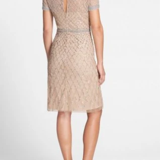 Платье Adrianna Papell Biege Beaded Cap Sleeve Dress P