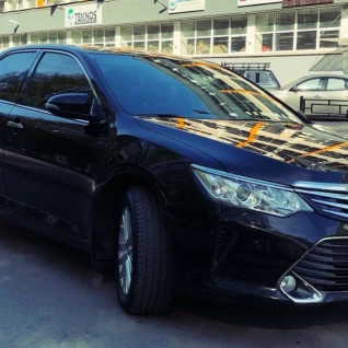 Toyota Camry VII