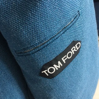 Оригинальный свадебный пиджак TOM FORD с бабочкой и платком 