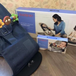 Шезлонг BabyBjorn с игрушкой  ОРИГИНАЛ