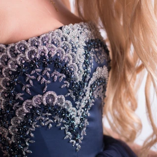 Вечернее платье