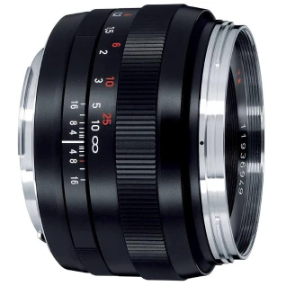 Объектив Carl Zeiss Planar T* 1.4/50 ZE Canon