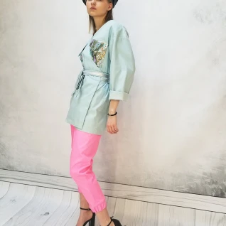 Рубашка-кимоно + джинсовые брюки