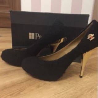 Туфли на каблуке 