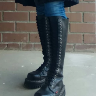 Сапоги Shark 140