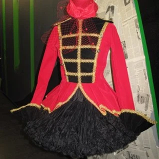 Костюм для фотосессии: ДРЕССИРОВЩИЦА (юбка, сюртук, цилиндр). Размеры 42, 44