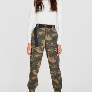 Камуфляжные женские штаны брюки