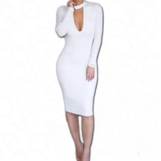 Платье миди белое с чокером до колена