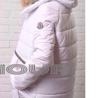 Куртка белая зимняя асимметричная