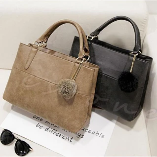 Бежевая замшевая сумка женская