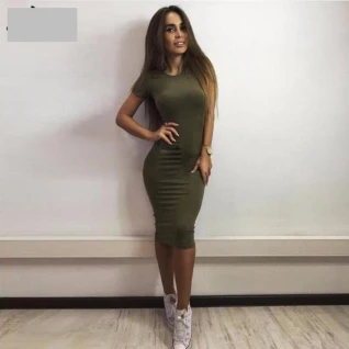 Женское платье миди хаки зеленое спортивное