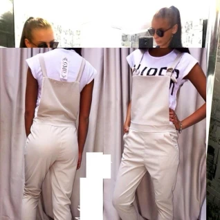 Женский комбинезон брюками