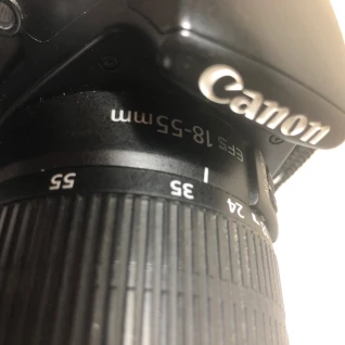 Фотоапарат Canon EOS 1100D