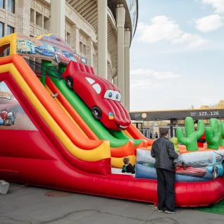 Детский батут "Горка Тачки"